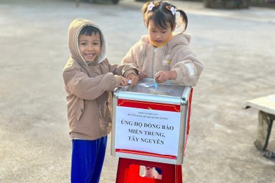 CHUNG TAY HƯỚNG VỀ VÙNG BÃO LŨ